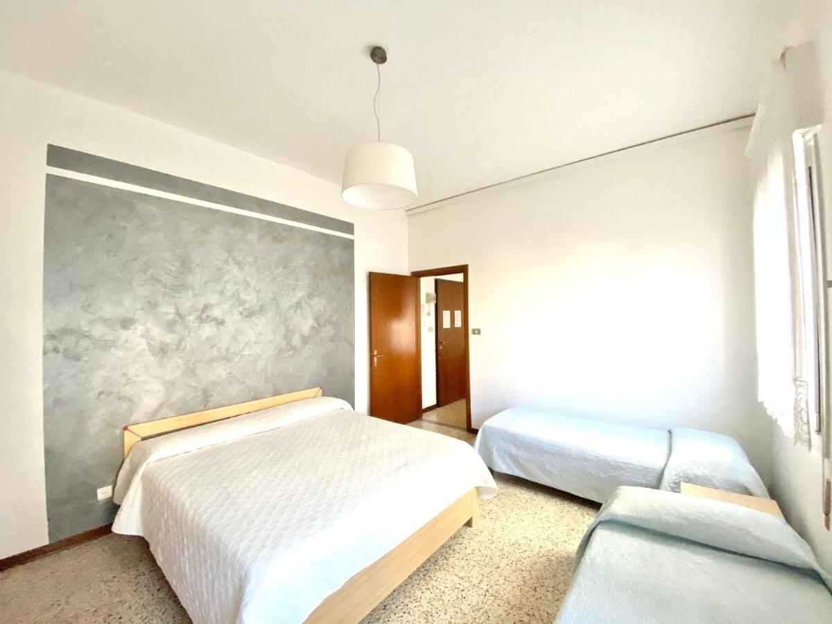 Euroresidence - Piazza Mazzini- 30 Mt Dal Mare - Immobil Relax Lido di Jesolo Kültér fotó