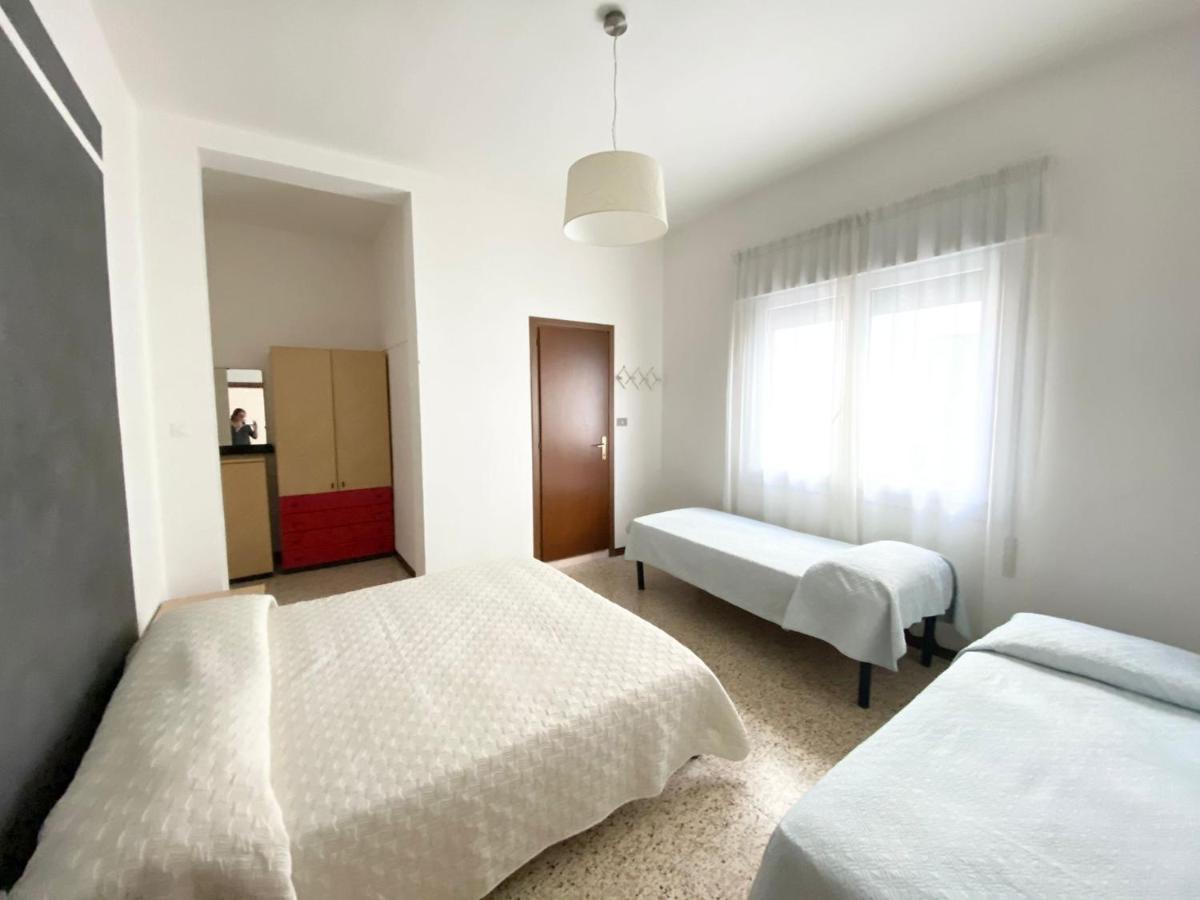 Euroresidence - Piazza Mazzini- 30 Mt Dal Mare - Immobil Relax Lido di Jesolo Kültér fotó